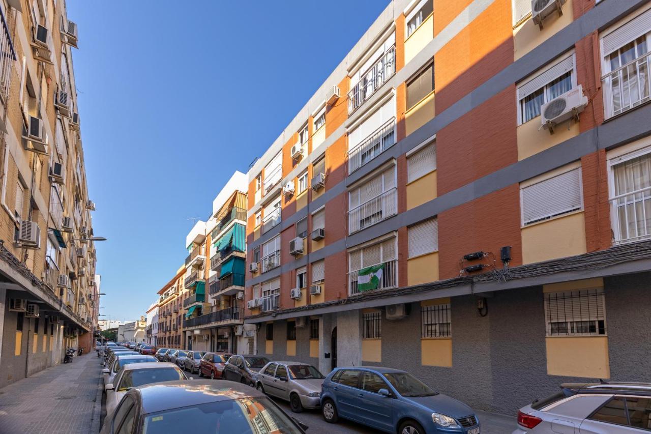 Charming 2 Bedroom Apartment At Triana Center By Oui Sevilla Eksteriør bilde