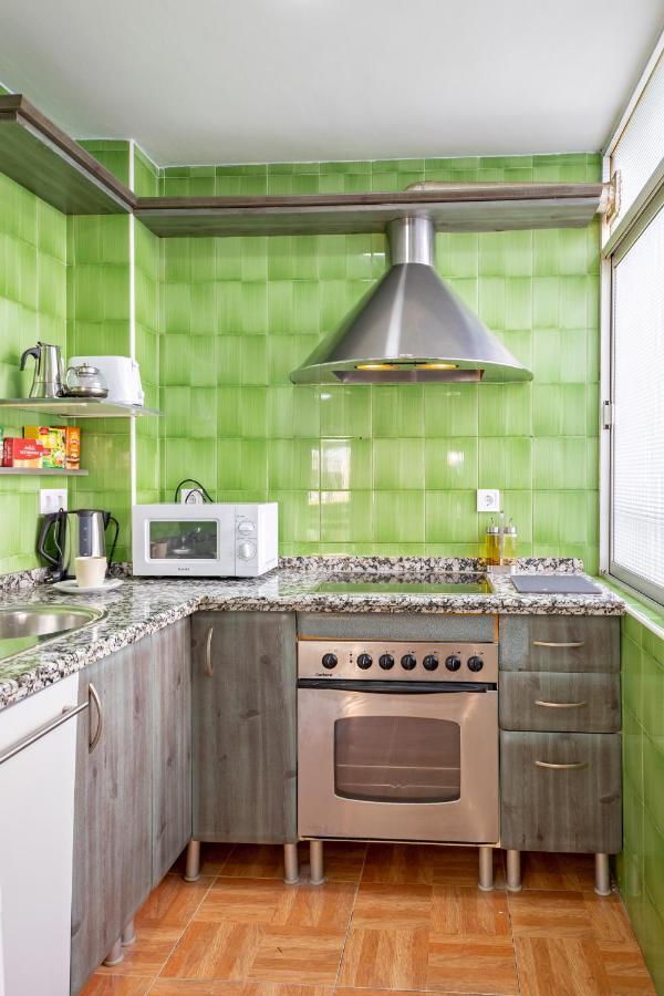 Charming 2 Bedroom Apartment At Triana Center By Oui Sevilla Eksteriør bilde