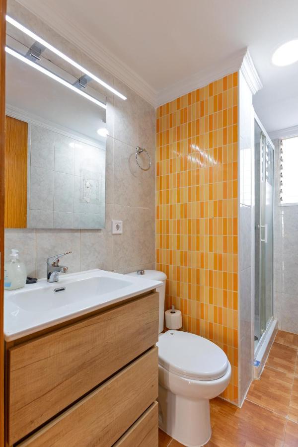 Charming 2 Bedroom Apartment At Triana Center By Oui Sevilla Eksteriør bilde