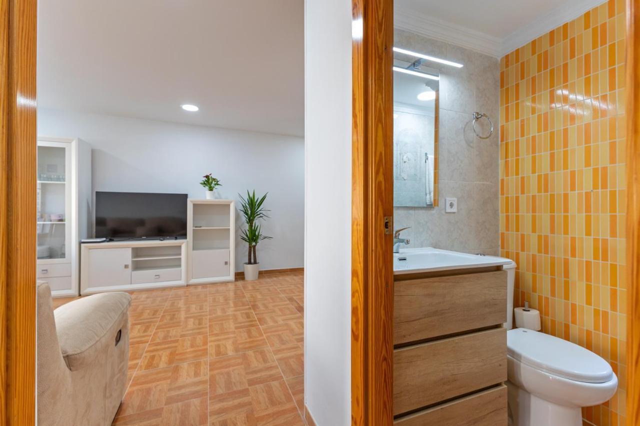 Charming 2 Bedroom Apartment At Triana Center By Oui Sevilla Eksteriør bilde